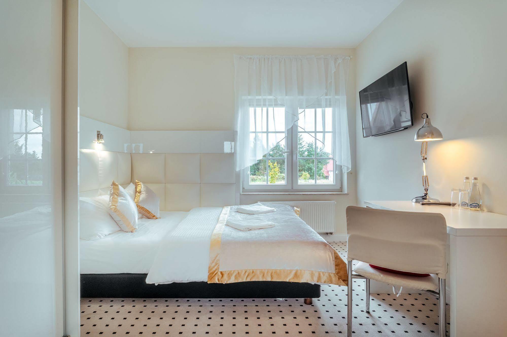 Apartamenty M&M Mikołajki Buitenkant foto